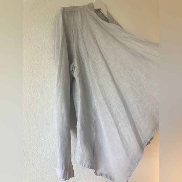 Lightweight Linen Blazer - Picture 6 of 15